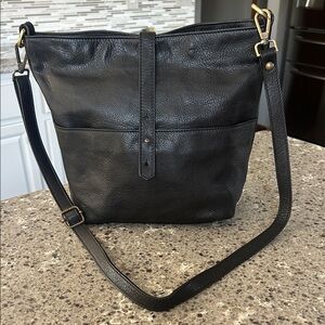 Garnet Hill, Black Sienna Cross-Body Bucket Bag, Italian Pebbled Leather, EUC